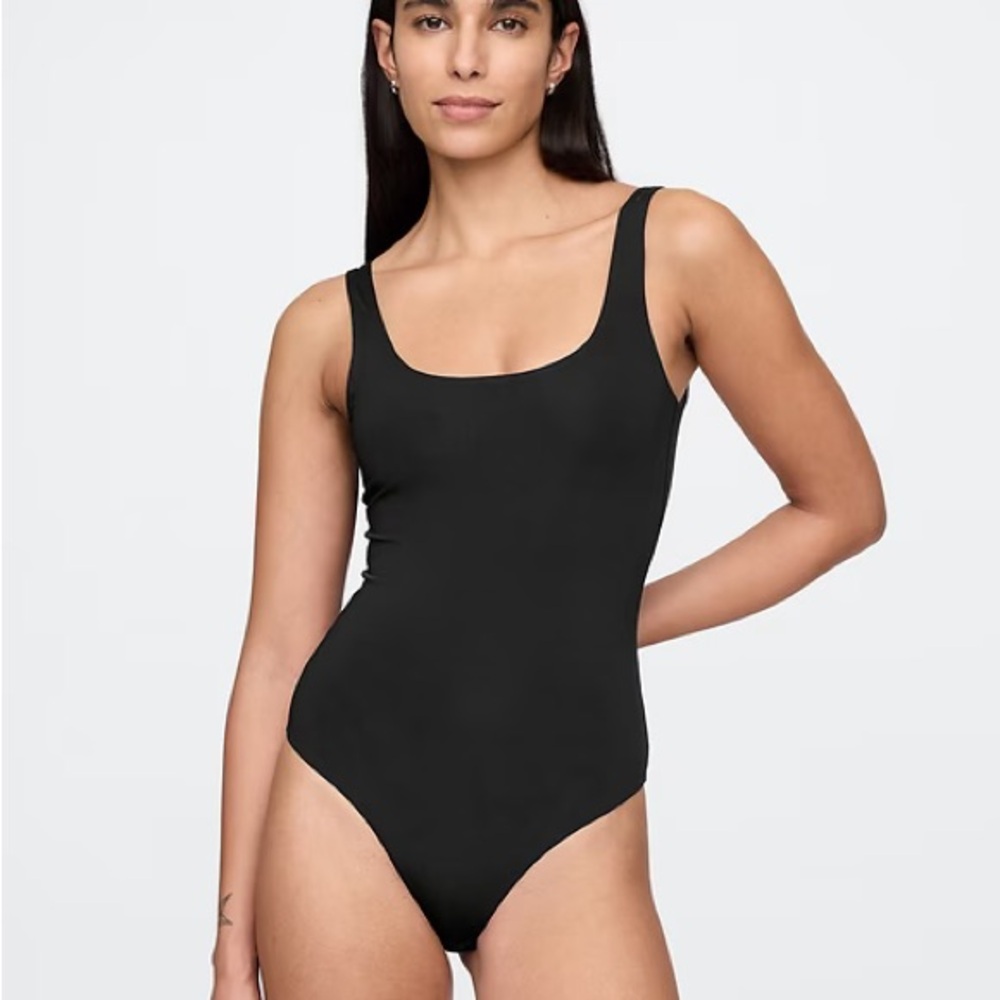 GAP Black Sleeveless Bodysuit